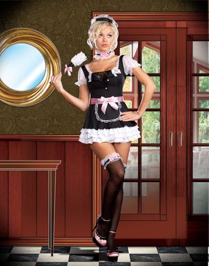Maid cosplay