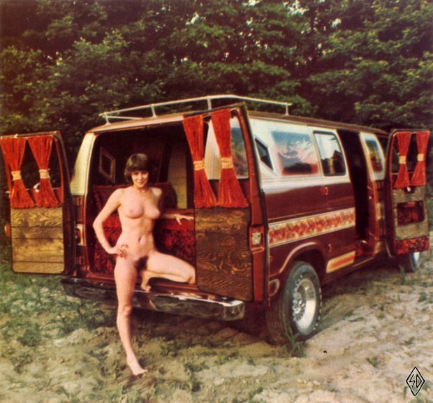 van retro bush