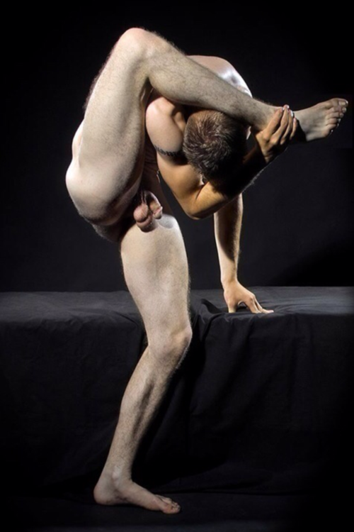 Men and sports ... and more ! sexy gay sporty guys, free sports gallery on my site @
