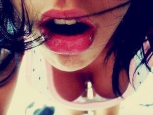 Wet lips waiting ...