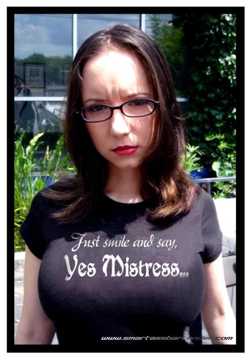 myhotbuttons:

Oh my, I would kneel with my forehead on the ground and wait for Her to order me to another position, YES Mistress!!
The post myhotbuttons: Oh my, I would kneel with my forehead on the&#8230; appeared first on Femdom Fetish - BDSM.