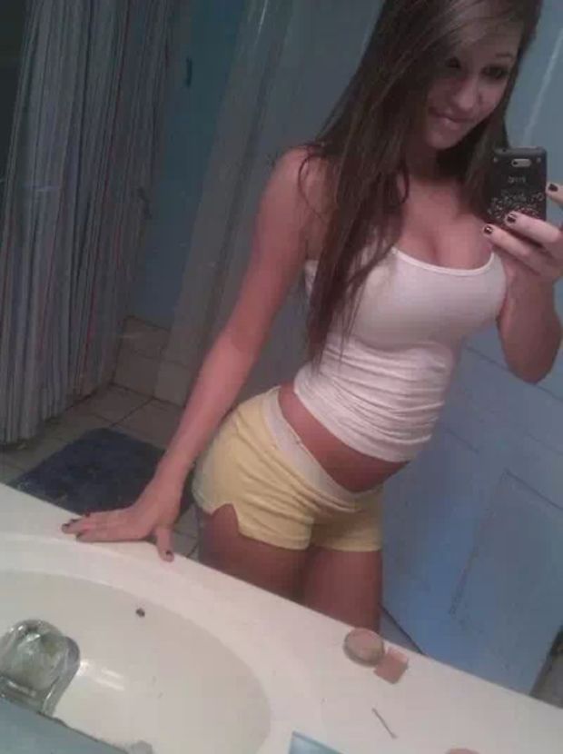 sexting babe ready to fuck