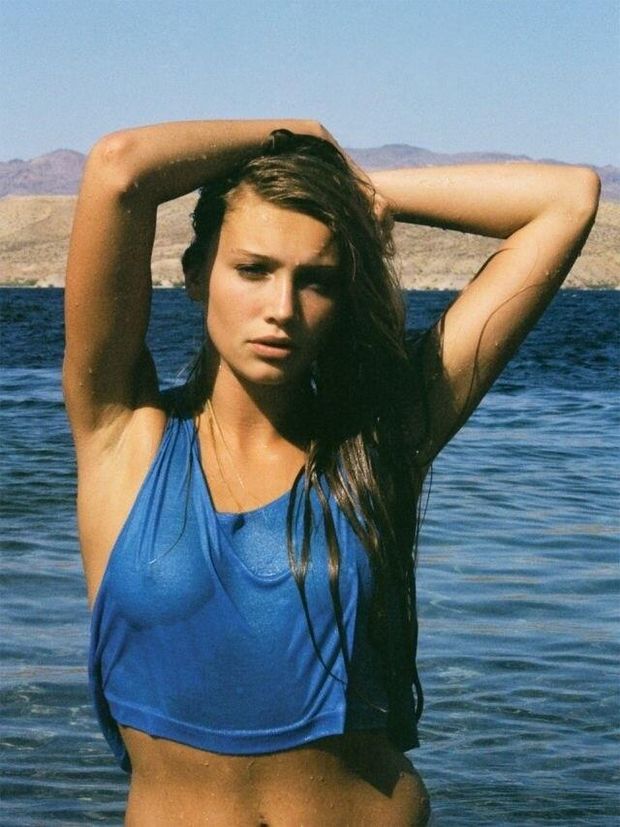 19 year old Cailin Russo  Young Pokies!