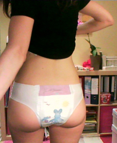 iluvdiapers: Small but cute.