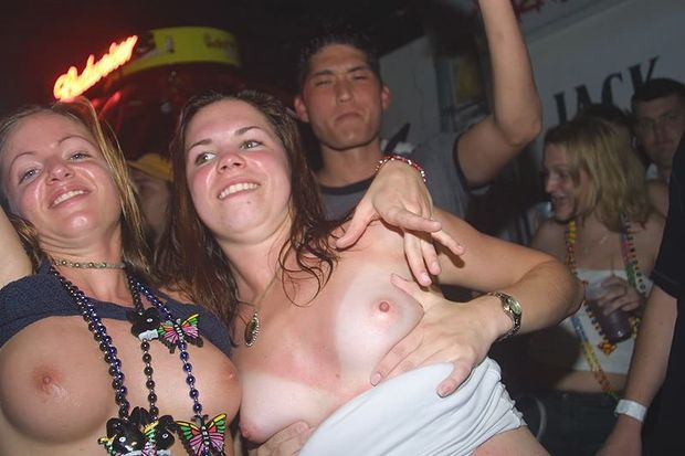 flashing boobs