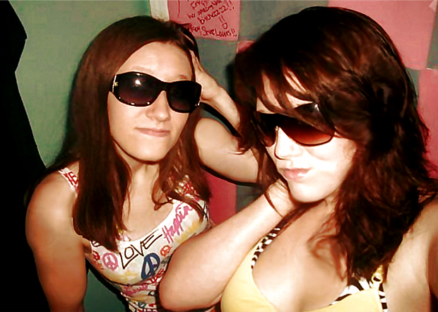 Slut Gwen and Kacy