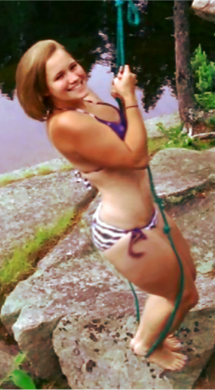 Sexy curvy Alison