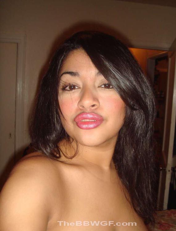 Hot Chubby Latina showing her Nice Lips