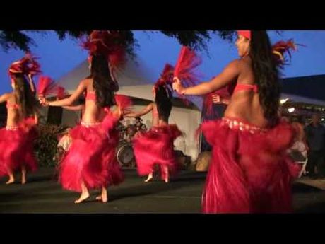 polynesian dancing