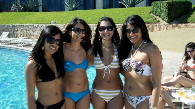 Hot indian girls in bikini