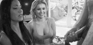 Cum on her