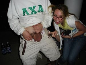 While Jason was reppin the tea bag for the frat, Stacy couldn’t help but photobomb him. More CFNM @ The post While Jason was reppin the tea bag for the frat, Stacy&#8230; appeared first on Femdom Fetish - BDSM.