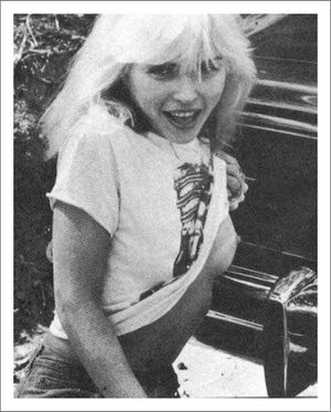 Debbie Harry (Blondie)