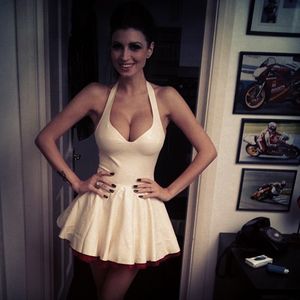 Pic with amazing big boobs