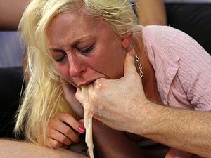 Cum bukkake