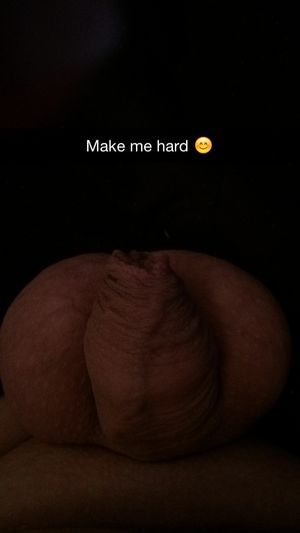 Girls, send me photo in snapchat to nomdin. ;) Yes, I`m man and searching very bed girl... ;)