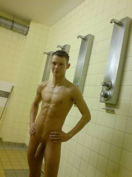 I wish my univ had public showers