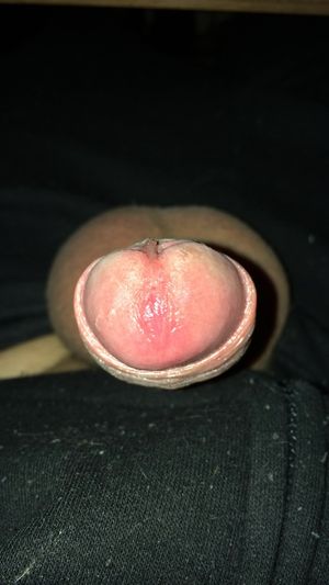 Girls, send me photo in snapchat to nomdin. ;) Yes, I`m man and searching very bed girl... ;)