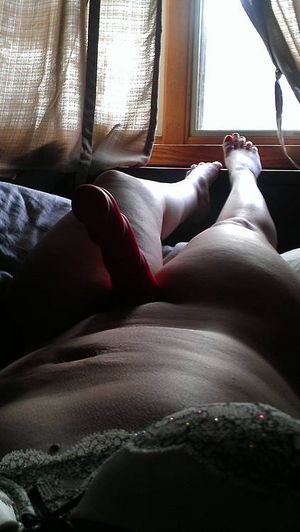 A nice double end strapon awaits!