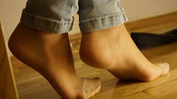 Stocking feet