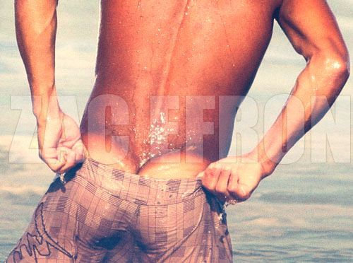 Zac Efron's amazing ass!