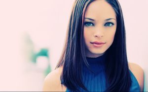 Kristin Kreuk, Dutch/Chinese Babe