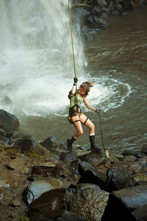 Amazing shots!! Lara Croft from Tomb Raider by this amazing cosplayer JennCroft. Photo by Charbuul.