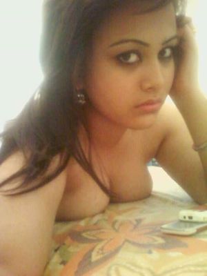 Sexy n Beautiful Naked Teen Selfshot