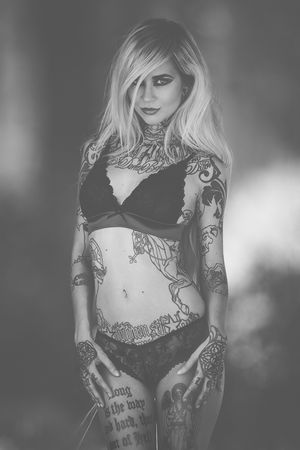 Sara Fabel 853x1280 | via Tumblr