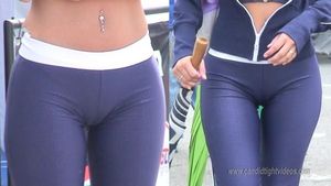 YOGA PANTS