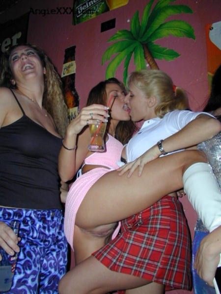 more upskirt at Upskirt Unlimited