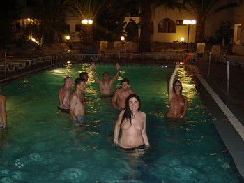 I'm a slut girl, I cannot hold myself anymore #230