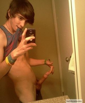Amateur gay twink