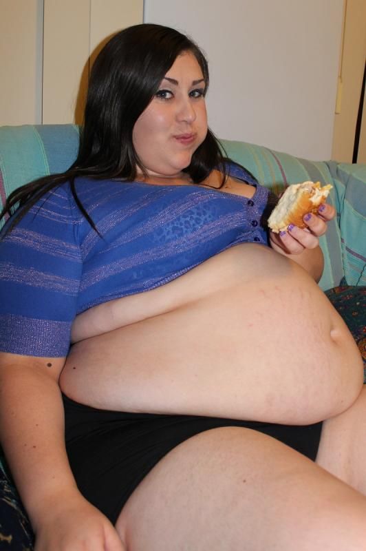 bbw eating