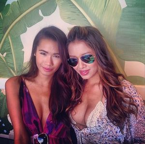 jackie dawn janette marie cleavage