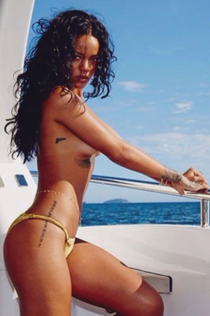 Topless instagram picture of Rhianna