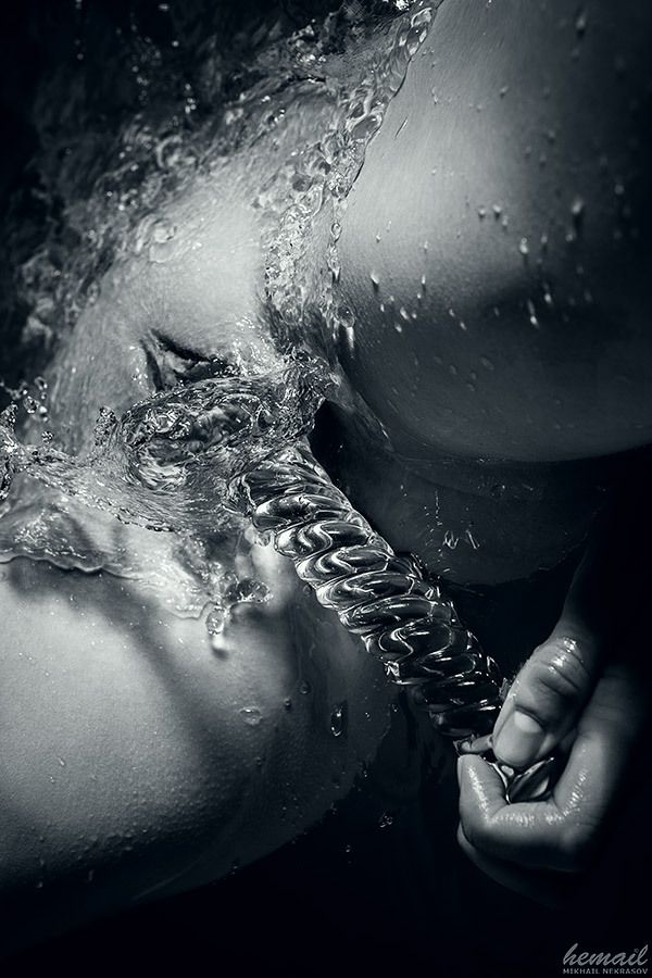 dildo a favor del agua