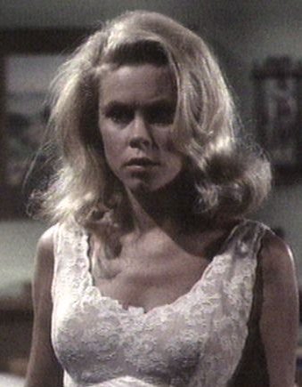 Past celebrity hottie Elizabeth Montgomery