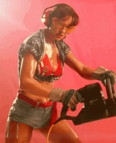 She knows how to operate a saw with her sexy shorts and rocking her thighs