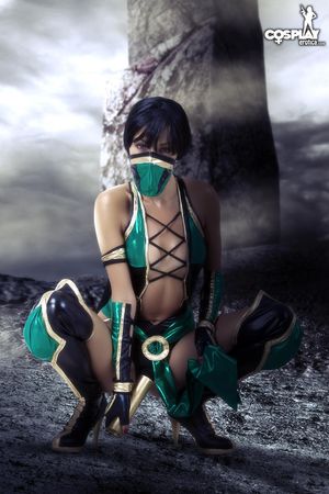 Jade (Mortal Kombat) nude cosplay