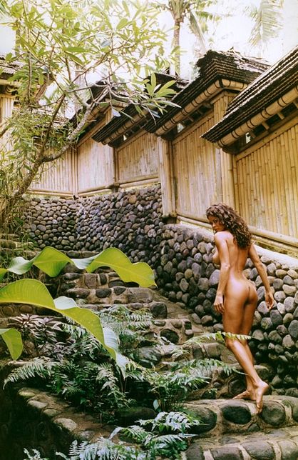 Brooke Burke Playboy 2004