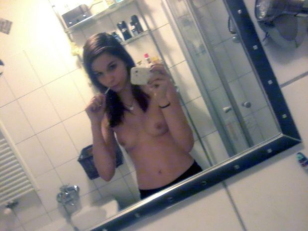 amateur selfshot