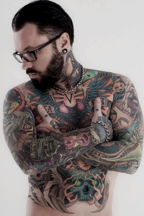 A bearded tattooed sex god who isnt Ricki Hall for once