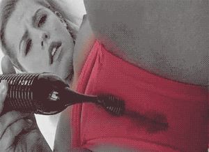 I love squirting through panties.