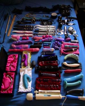 How big is your collection of toys?

Free Classy Porn