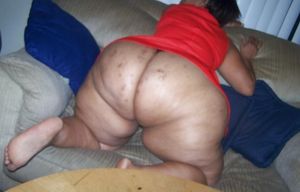 Monster Ass - Humongous shitter