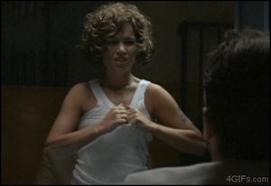 Looks like Heather Langenkamp, but I'm not sure