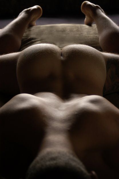 Gruffy's Stuff | Like a peach =o) gaysexnearby: Buttcleavage. ...