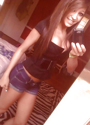 cute amateur nice cleavage