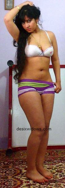 Chubby Indian Model